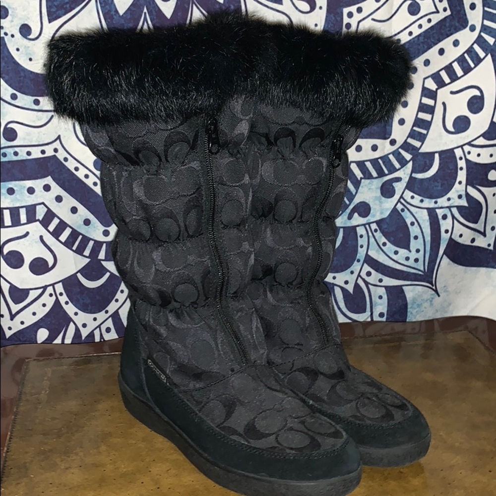 Coach Winter Boots - Picture 2 of 4
